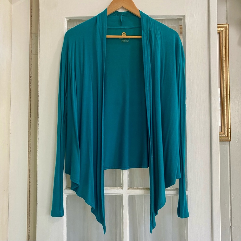 Lily Lotus Bamboo Wrap Top in Teal